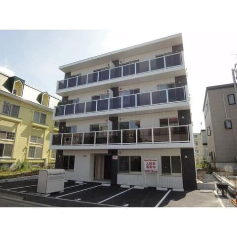 N-MODE元町 202号室(賃貸・1LDK・4.8万円/月)の外観・室内写真