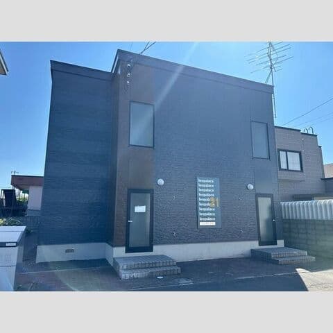 レオパレスJURI115 204号室(賃貸・1K・3.8万円/月)の外観・室内写真
