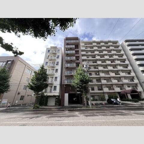 Vertical 18 702号室(賃貸・1LDK・5.4万円/月)の外観・室内写真