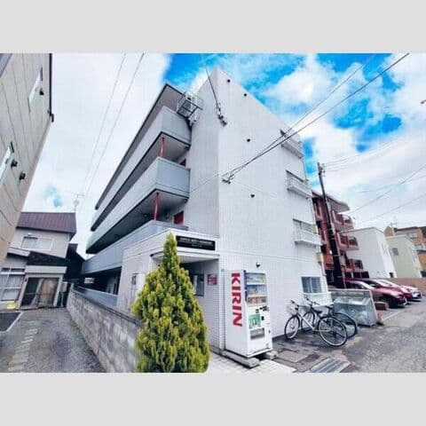 オパス宮の森 402号室(賃貸・1DK・3.2万円/月)の外観・室内写真
