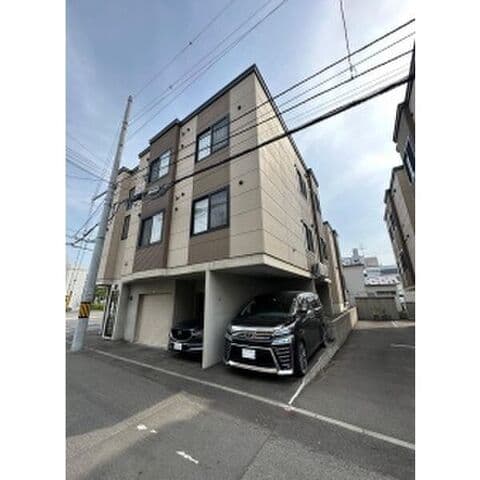 イーストスター東札幌 102号室(賃貸・1LDK・4.6万円/月)の外観・室内写真