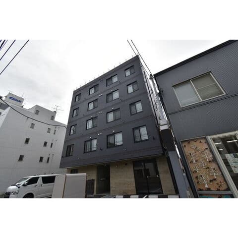 ラグジースペースS13 302号室(賃貸・1LDK・6.3万円/月)の外観・室内写真