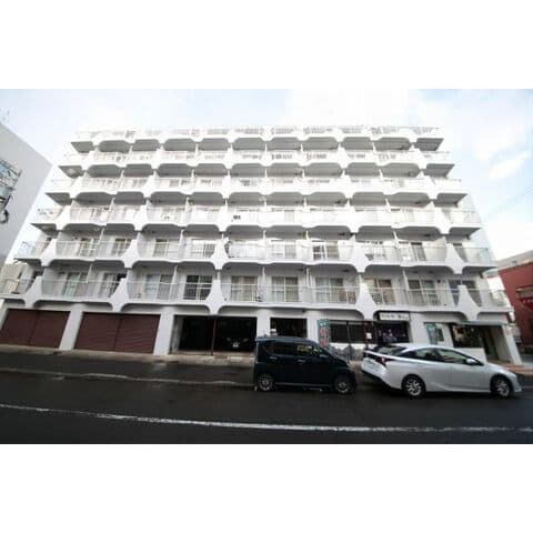 パシフィック南2条 205号室(賃貸・1R・3.3万円/月)の外観・室内写真