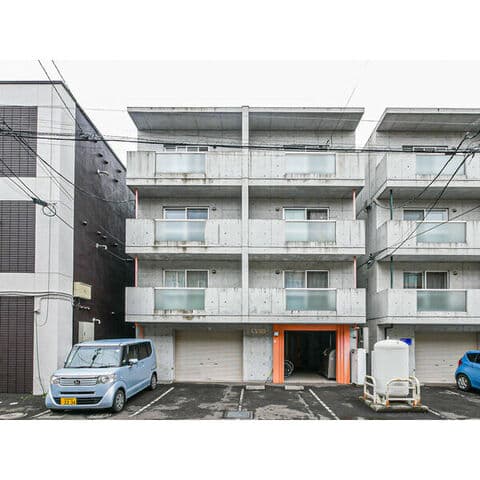 アンソレイユ 301号室(賃貸・1LDK・4.2万円/月)の外観・室内写真