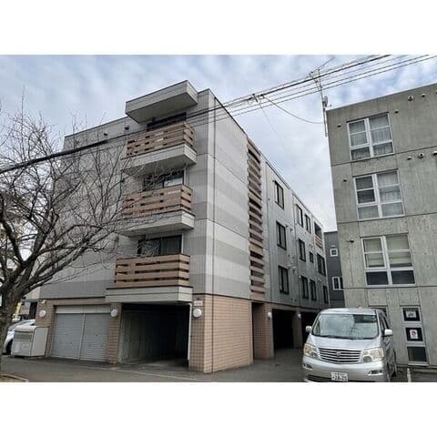 アビタ円山 402号室(賃貸・1K・4.2万円/月)の外観・室内写真
