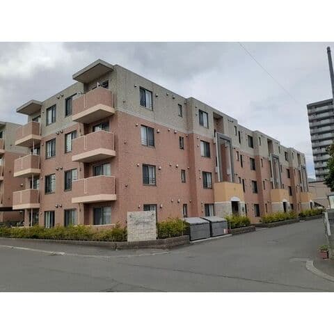 ソレイユ西町B 207号室(賃貸・2LDK・7.9万円/月)の外観・室内写真