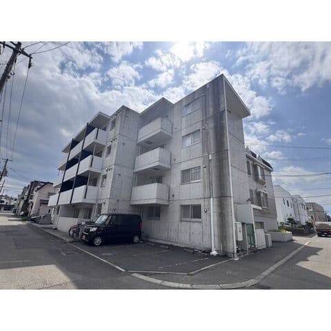 Many’s Court 0103号室(賃貸・2DK・6.3万円/月)の外観・室内写真
