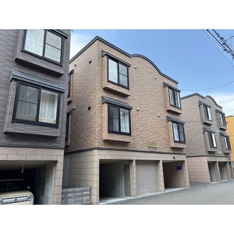 アーバンプラザ 0201号室(賃貸・1LDK・4.3万円/月)の外観・室内写真