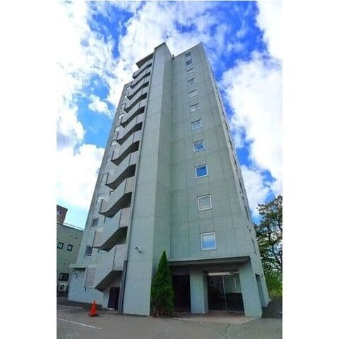 HILLTOP TOWER 11c号室(賃貸・1LDK・5.5万円/月)の外観・室内写真