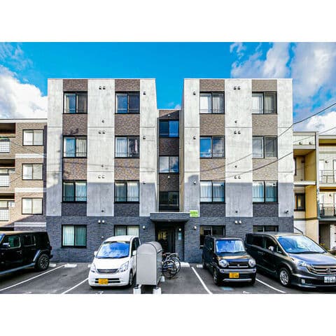 ヴェスタ平岸 402号室(賃貸・1LDK・5.9万円/月)の外観・室内写真