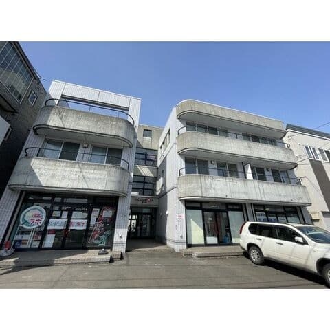 スクーデリア518 301号室(賃貸・3LDK・9.5万円/月)の外観・室内写真