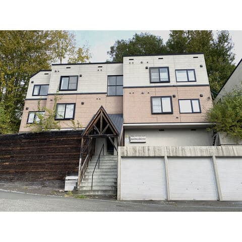 サークルI 澄川A A303号室(賃貸・1DK・3.3万円/月)の外観・室内写真