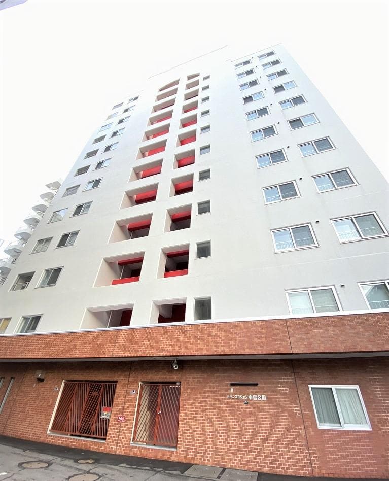 チサンマンション中島公園(中古マンション・4LDK・2,390万円)の外観・室内写真