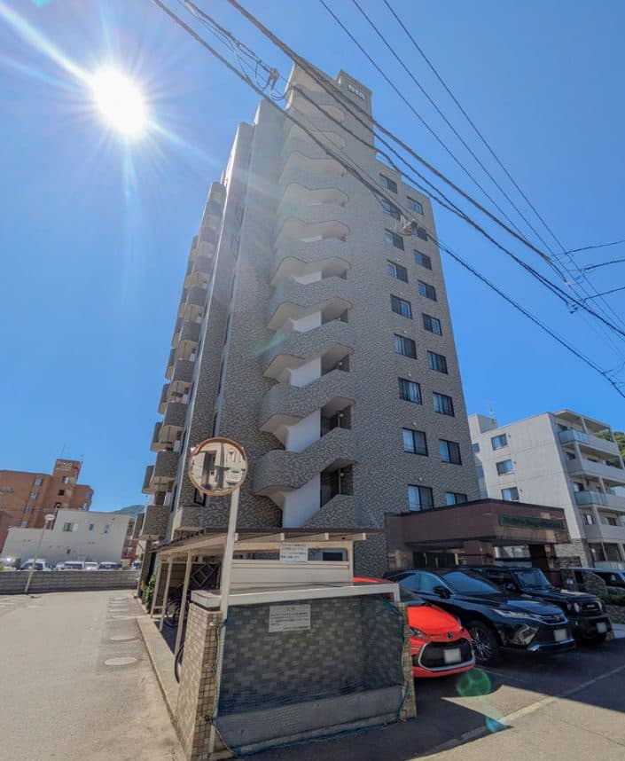 ダイアパレス円山公園南(中古マンション・3LDK・3,390万円)の外観・室内写真