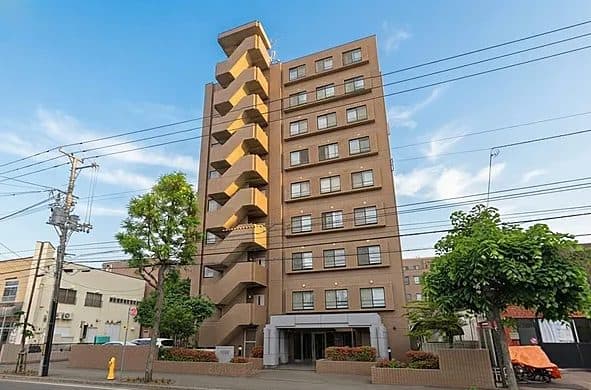 ドミール南17条(中古マンション・4LDK・2,450万円)の外観・室内写真