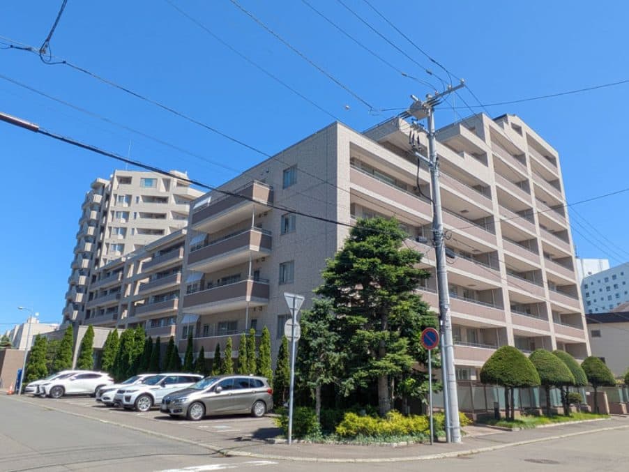 グランリビオ宮の森(中古マンション・2LDK・5,499万円)の外観・室内写真