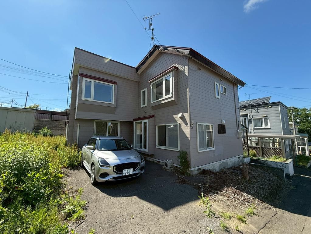 南沢2条3丁目戸建(戸建・6LLDK・600万円)の外観・室内写真