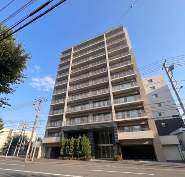ル・サンク宮の森 センターテラス(中古マンション・3LDK・5,199万円)の外観・室内写真