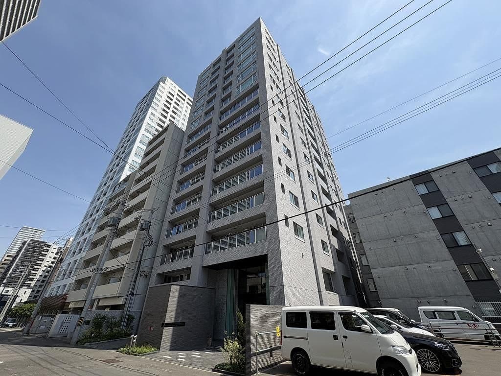 ライオンズ札幌大通グランフォート 1201号室(中古マンション・3LDK・6,480万円)の外観・室内写真