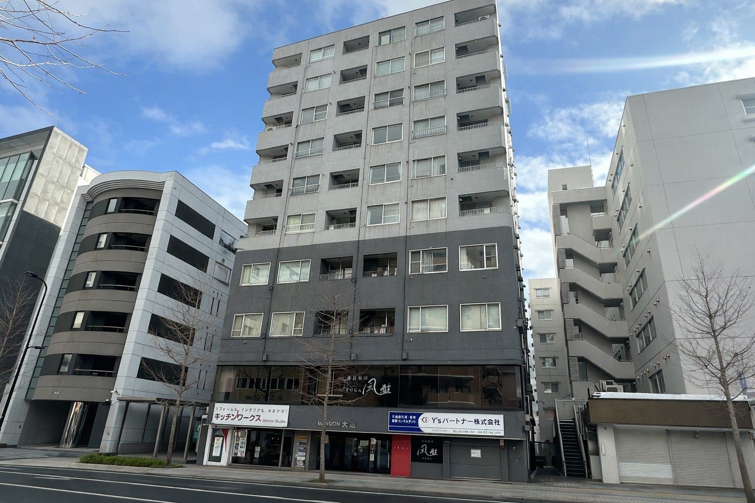 マンション大通(中古マンション・2LDK・1,793万円)の外観・室内写真
