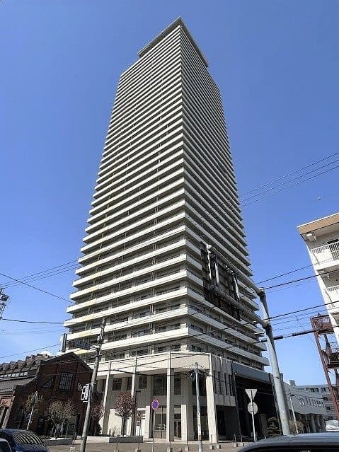 ザ・サッポロタワー琴似(中古マンション・2LDK+S・6,380万円)の外観・室内写真