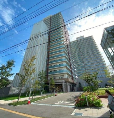ザ・タワーズフロンティア札幌(中古マンション・2LDK・5,700万円)の外観・室内写真