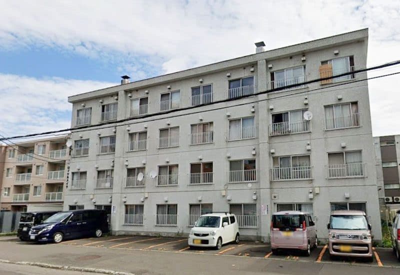 豊平ロイヤルハイツ(中古マンション・2LDK・1,050万円)の外観・室内写真