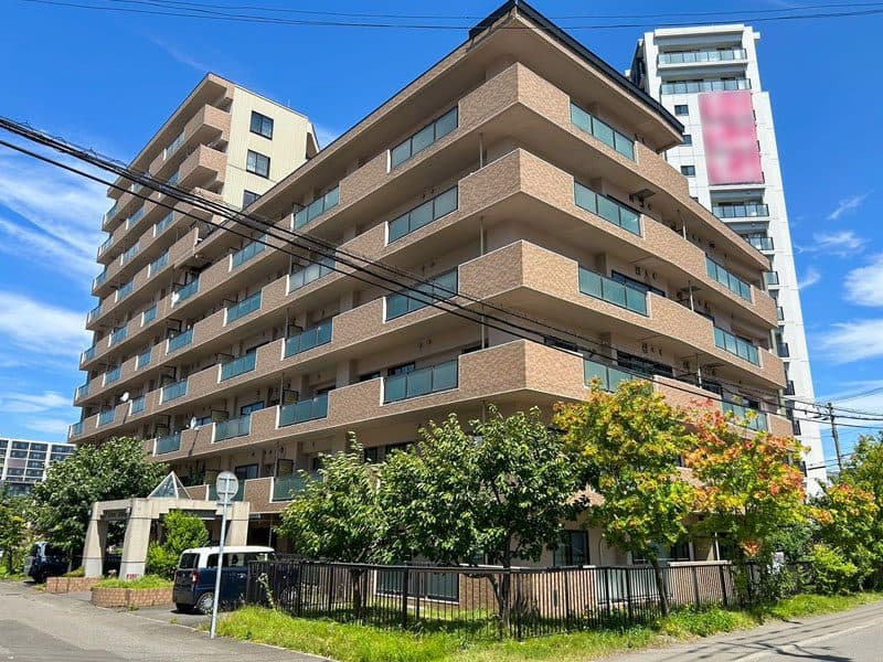 ヴェルビュ白石(中古マンション・3LDK・3,590万円)の外観・室内写真